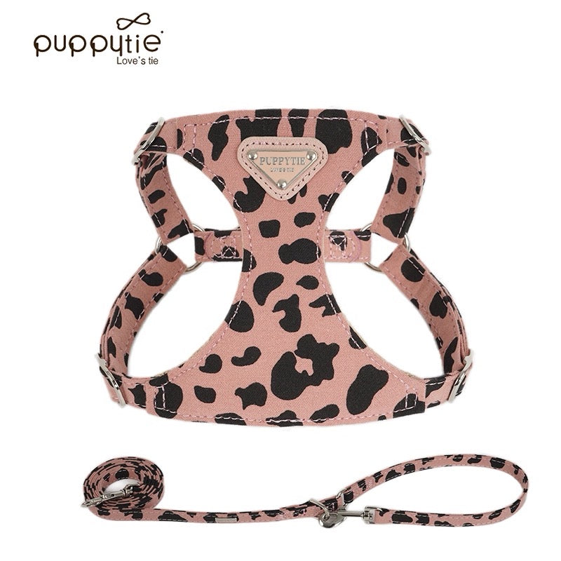 Puppytie【小型犬・猫用】牛柄ハーネス＆リードセット｜甘かわデザインでお散歩をもっと楽しく｜Cow-Pattern Dog & Cat Harness with Leash | Cute Small Pet Harness