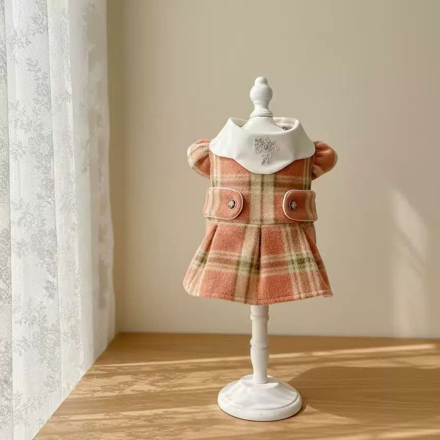 Elsamilu Plaid Elegance Wool Pet Dress – Classic Winter Outfit for Small Dogs & Cats